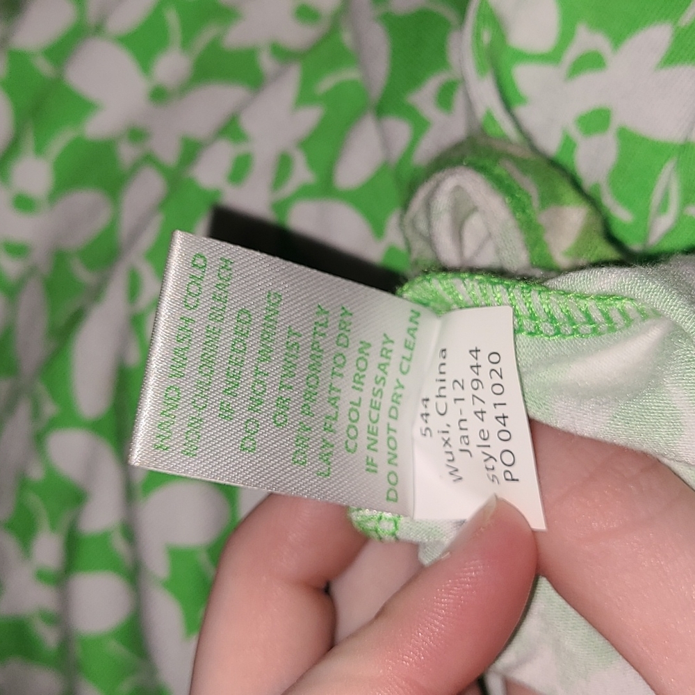 Lilly Pulitzer Green & White Midori Buzz Worthy Bee Print Maxi Dress - Picture 6 of 6